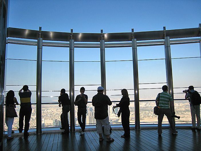 El Mirador The Top del Burj Khalifa es uno de los lugares de interés de Dubái