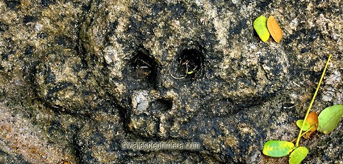 El cementerio holandés de Kerala es uno de los cementerios más antiguos del mundo y de la India