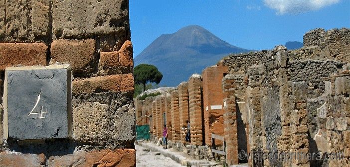 POMPEYA-VOLCAN-VESUBIO-ITALIA-EUROPA-HERCULANO-DESASTRES-NATURALES