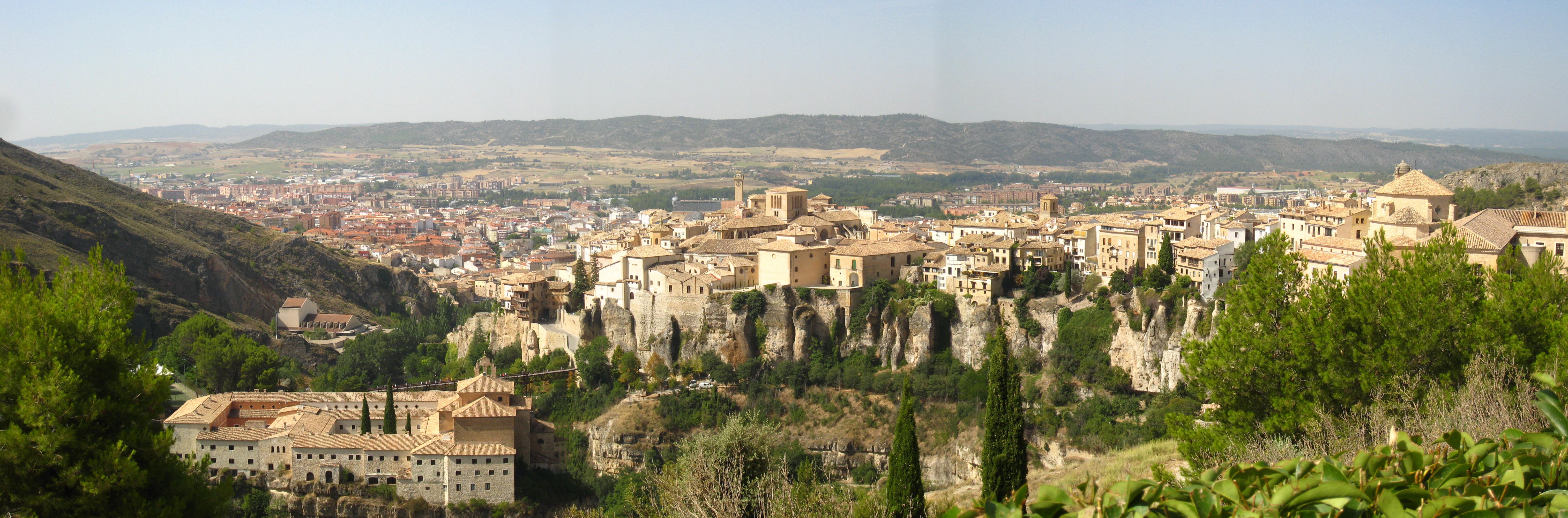 Desde el Barrio del Castillo se tienen las mejores panorámicas de Cuenca