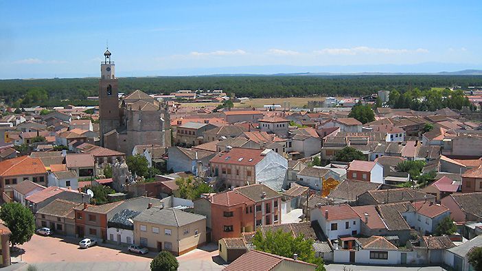 Vistas de Coca, uno de los pueblos bonitos de Segovia, desde lo alto de la iglesia de San Nicolás