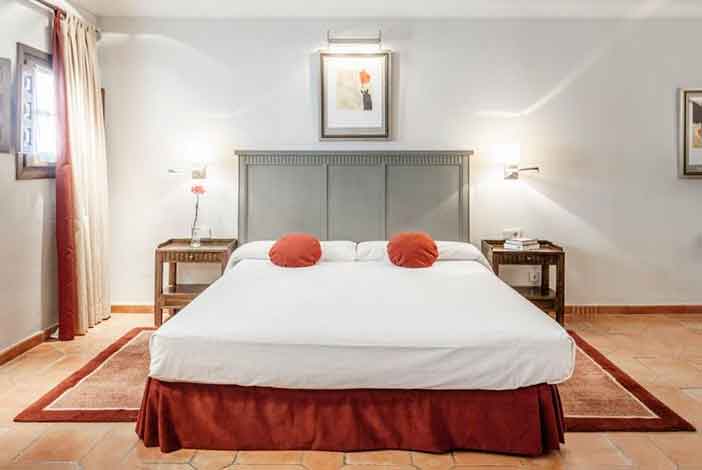 El Parador de Zafra es uno de los hoteles con más encanto de Extremadura
