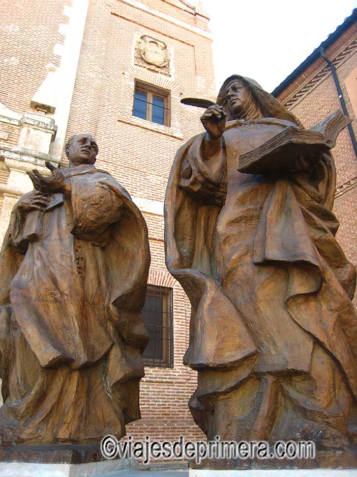 San Juan de la Cruz y Santa Teresa de Jesús dejaron un legado que visitar en Medina del Campo