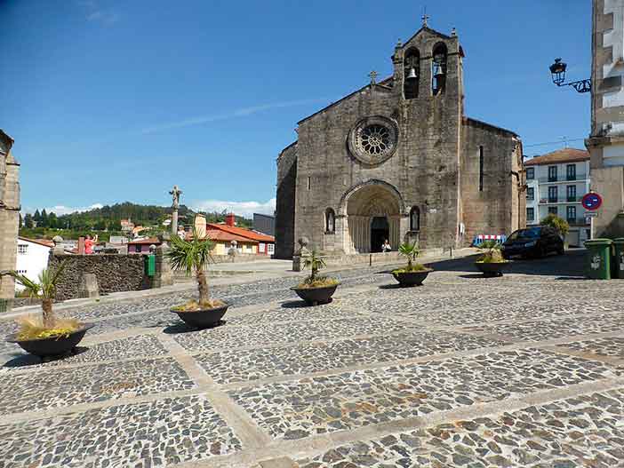 La iglesia de Santa María del Azogue es una de las iglesias góticas más importantes que ver en Betanzos