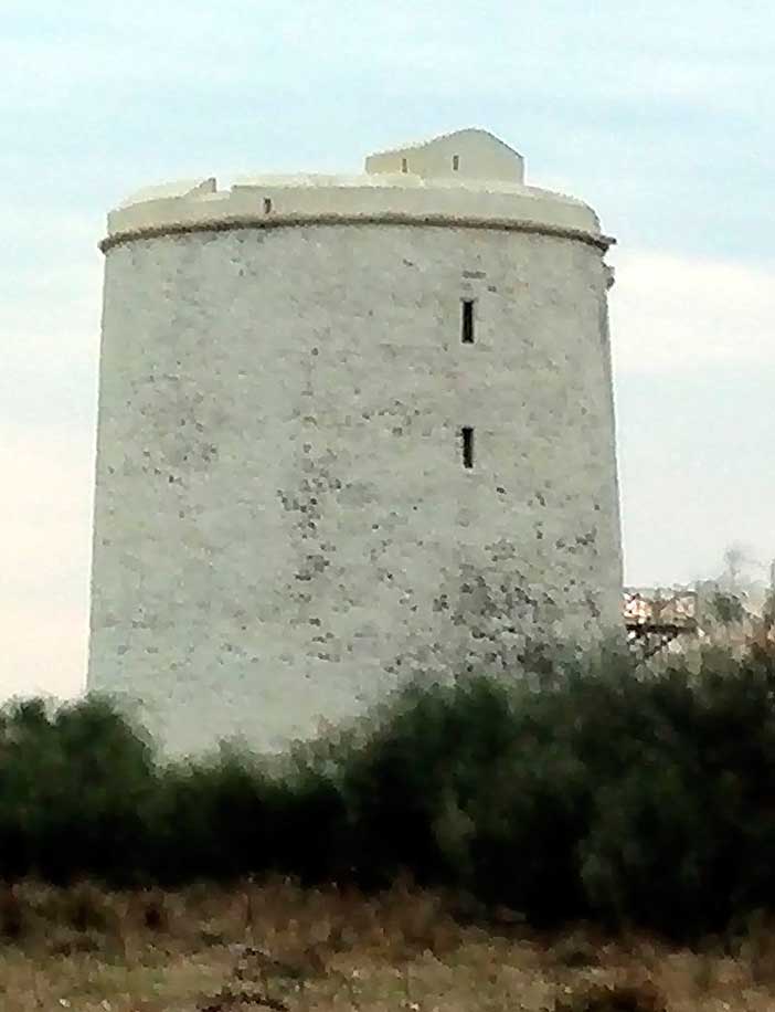 La Torre de Isla Canela formaba parte de un sistema defensivo marítimo construido entre los siglos XVI y XVII