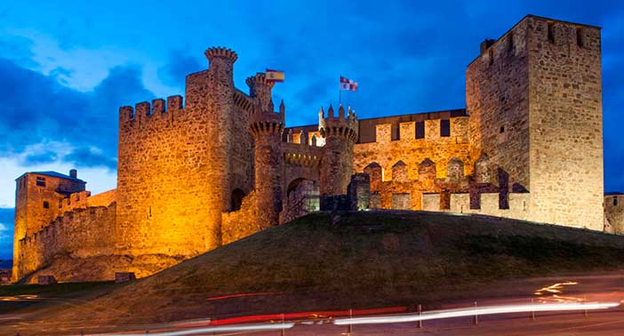 El Castillo de los Templarios es uno de los sitios que ver en Ponferrada más importantes