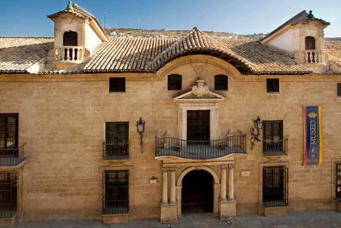 El Palacio Abacial es uno de los lugares históricos que ver en Alcalá la Real
