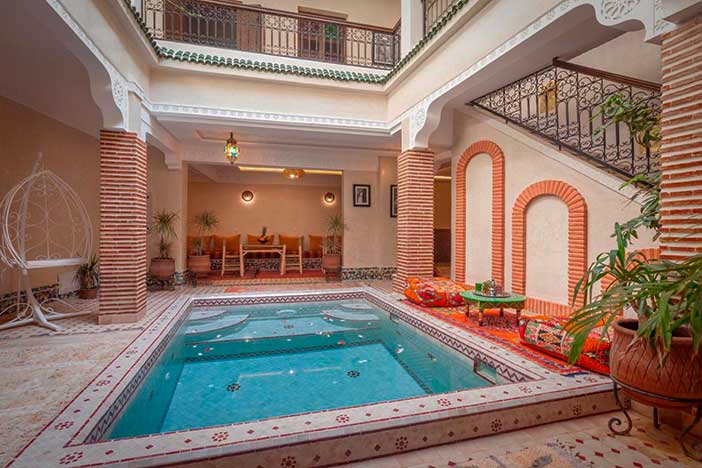 El riad Salman es uno de los riads con piscina de Marrakech perfectos para el verano