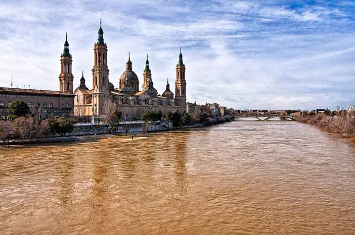 El río Ebro pasa por 7 comunidades autónomas de España